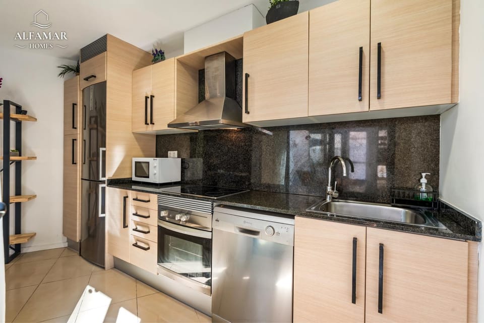 Siena Suite - Modern Apartment with Terrace, Parking and Swimming Pool Apartment in Lloret de Mar