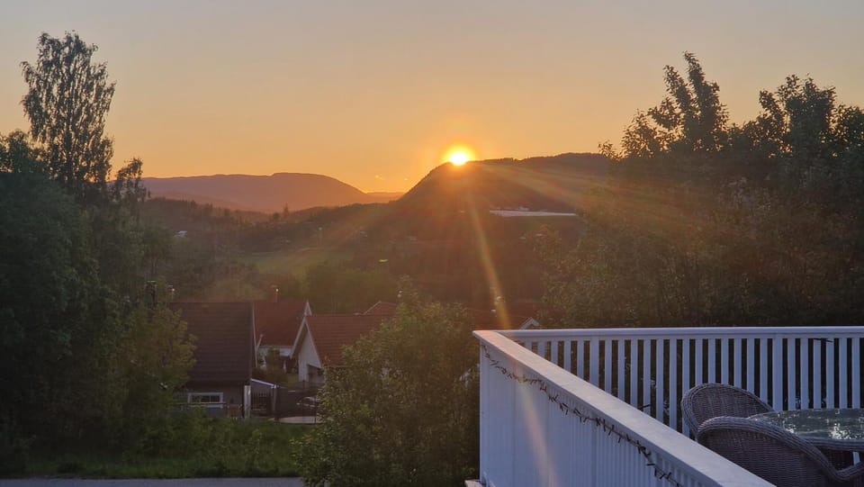 Day, Natural landscape, Mountain view, Sunrise, Sunset