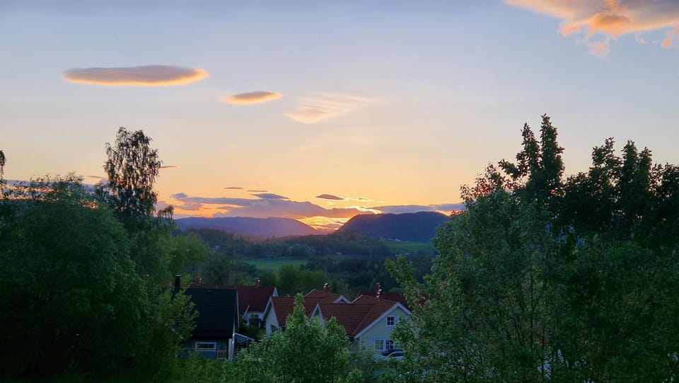 Nearby landmark, Day, Natural landscape, Mountain view, Sunrise, Sunset
