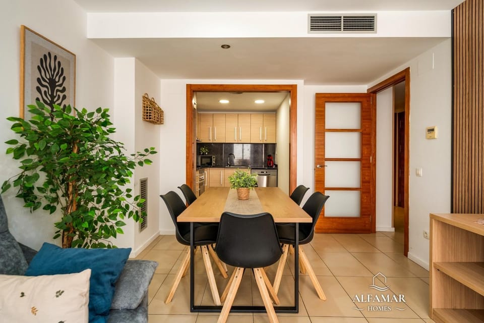 Hanami Suite Apartment in Lloret de Mar