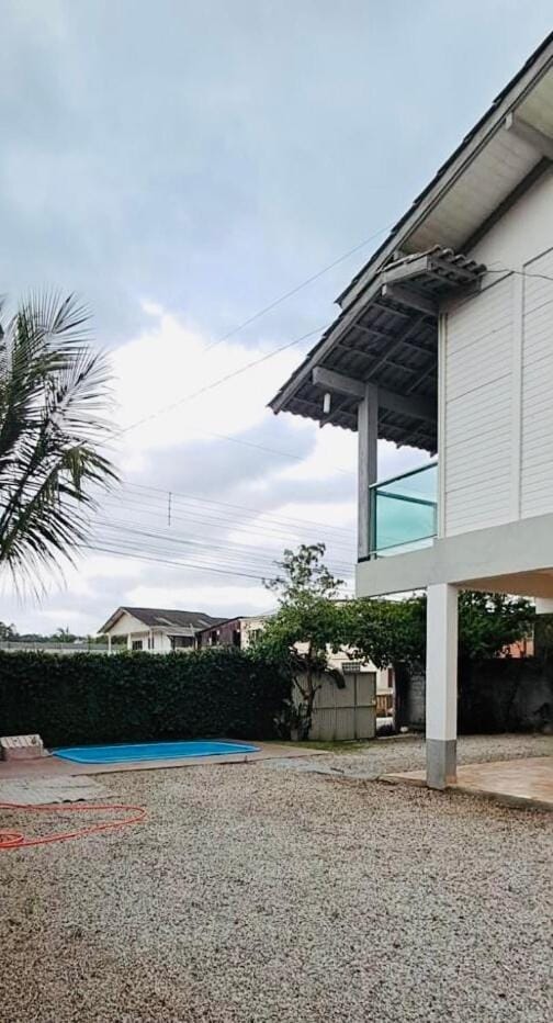 Furnished house with pool and air conditioning House in Brusque