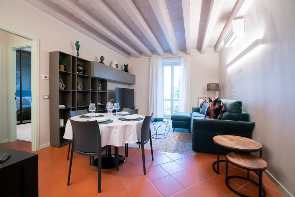 Giulia's Home Apartment in Desenzano del Garda