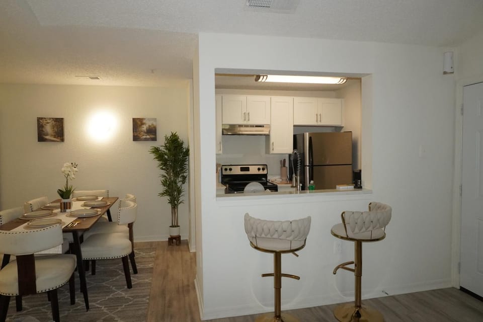 Coffee/tea facilities, Kitchen or kitchenette
