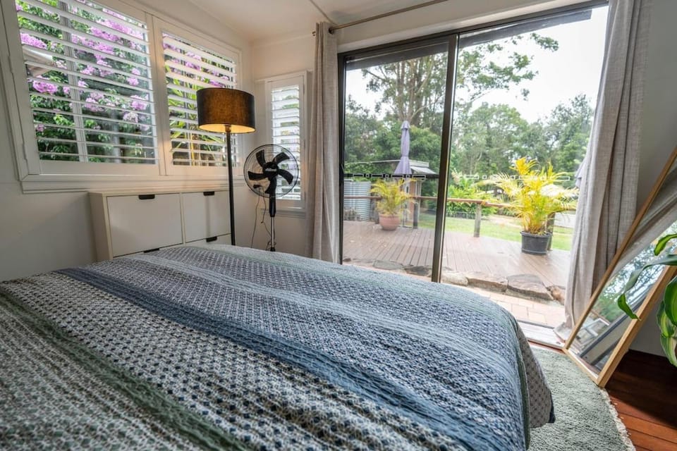 The Lotus Cottage Maleny House in Witta