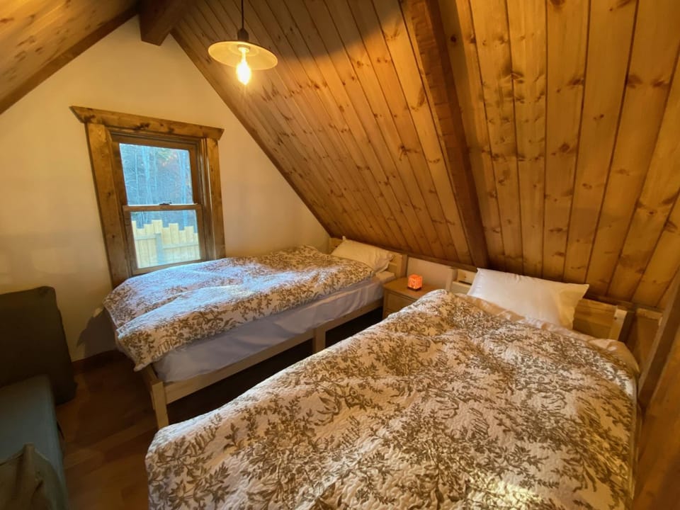 Bed, Decorative detail, Decorative detail, Bedroom, furniture