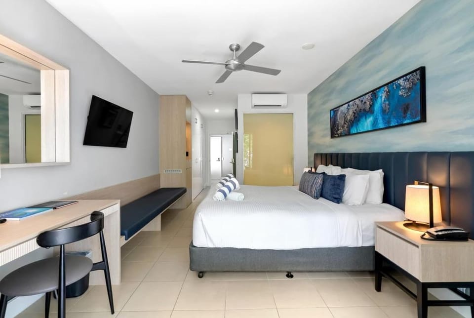 Belle Escapes 6131-6132 Peppers Spa Penthouse Apartment in Palm Cove