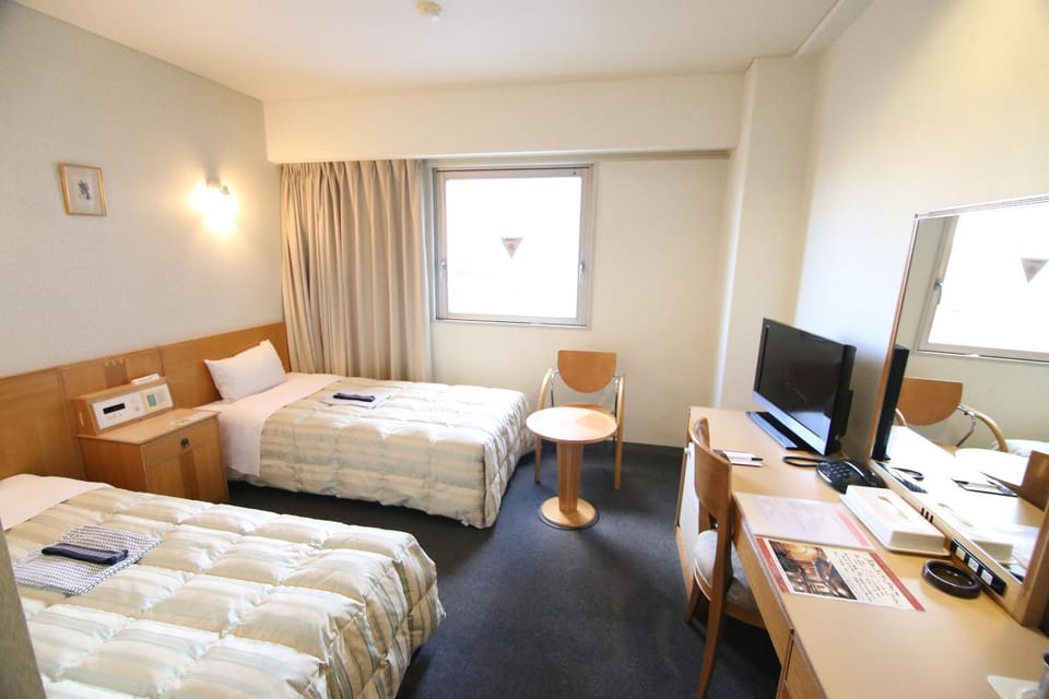 Day, Photo of the whole room