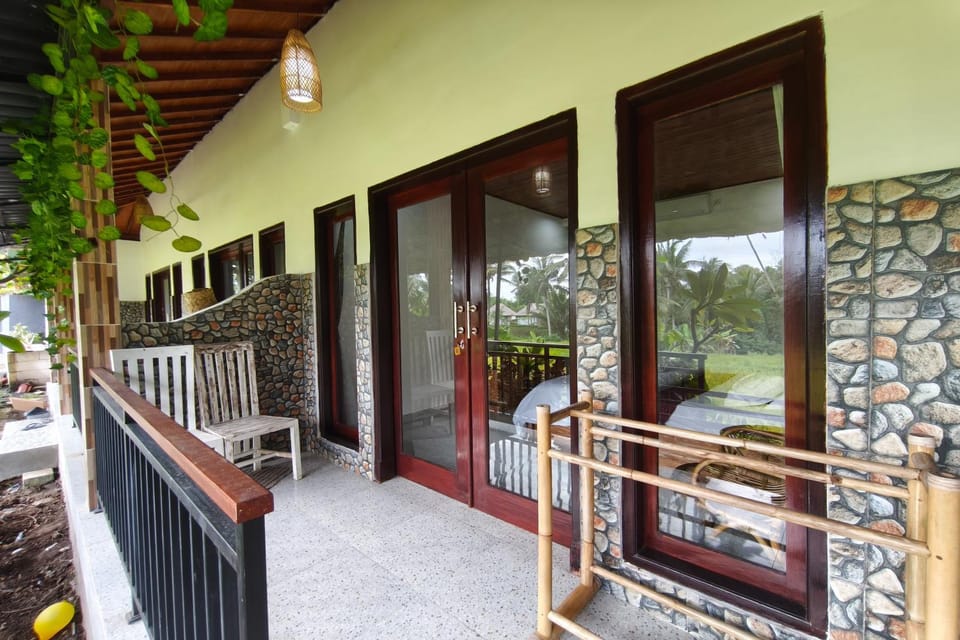 Property building, Balcony/Terrace