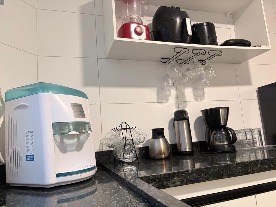 Kitchen or kitchenette, Communal kitchen, kitchen