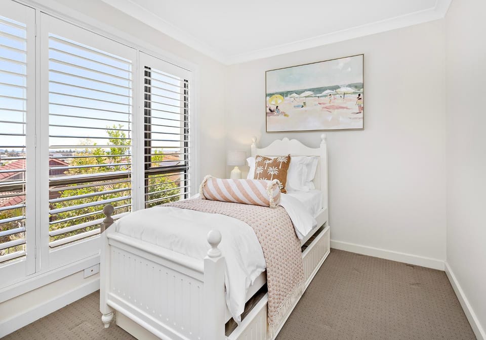 Oceanview Luxe Retreat with Pool & Spa Villa in Wollongong
