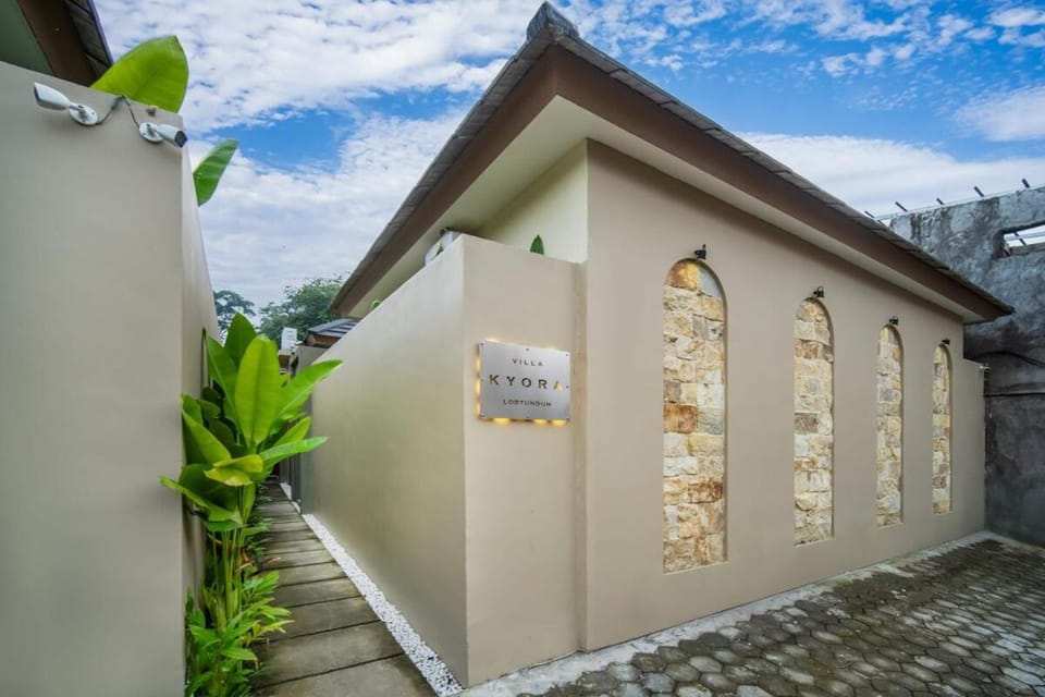 Kyora Villa Modern 3BR Villa With Private Pool in Ubud Villa in Sukawati