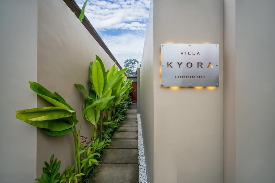 Kyora Villa Modern 3BR Villa With Private Pool in Ubud Villa in Sukawati