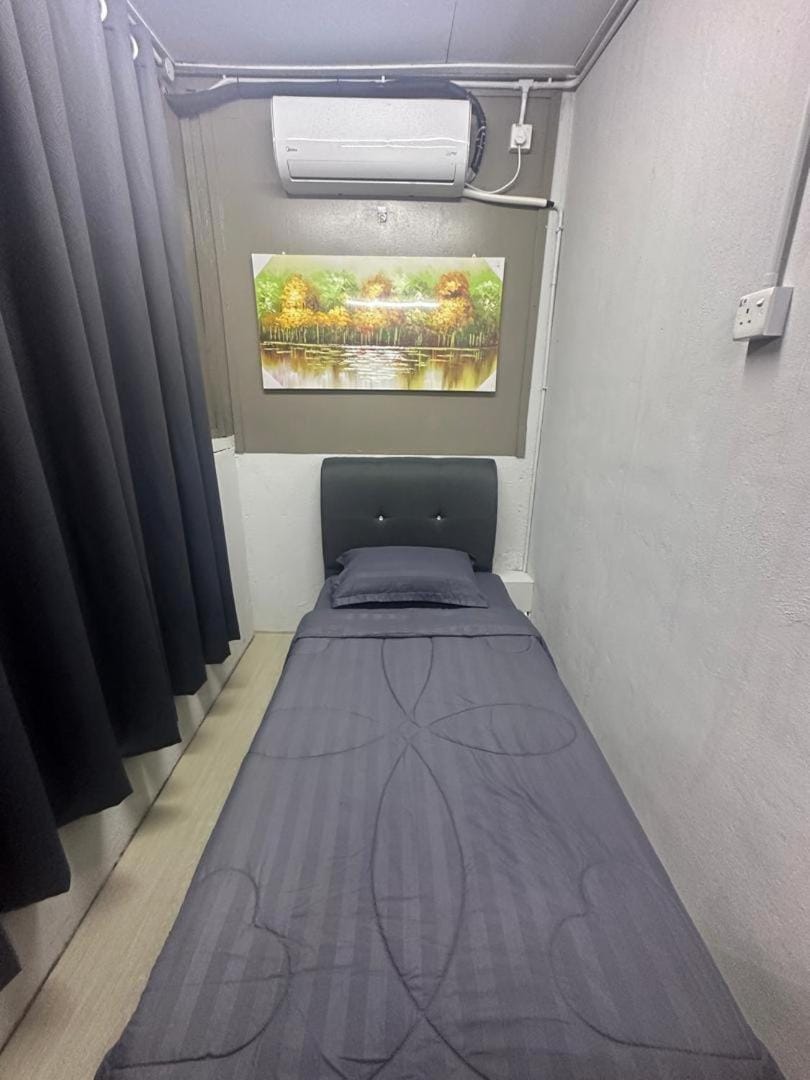 MDF Payang Guest House Bed and Breakfast in Terengganu, Malaysia