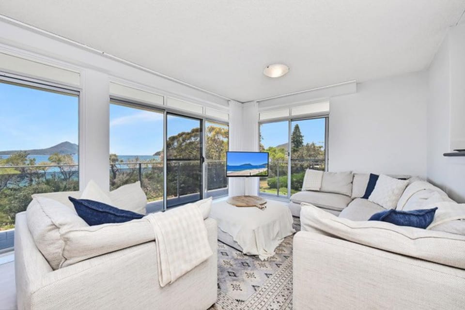 Living room, Sea view