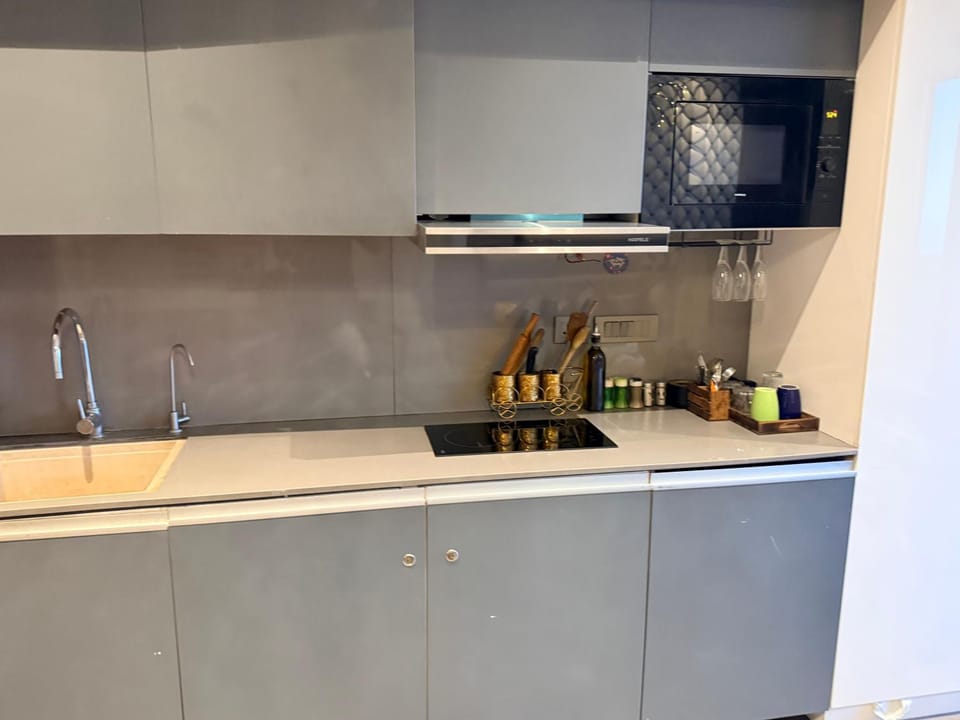 elitekeybnb Hotel in Noida