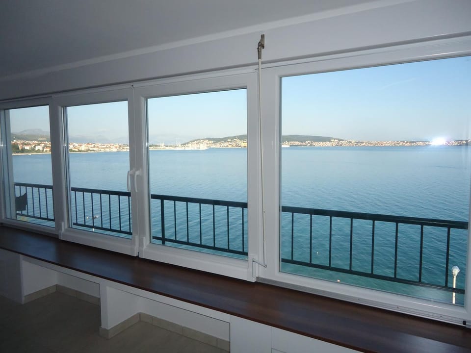 Summer, View (from property/room), Living room, On site, Sea view