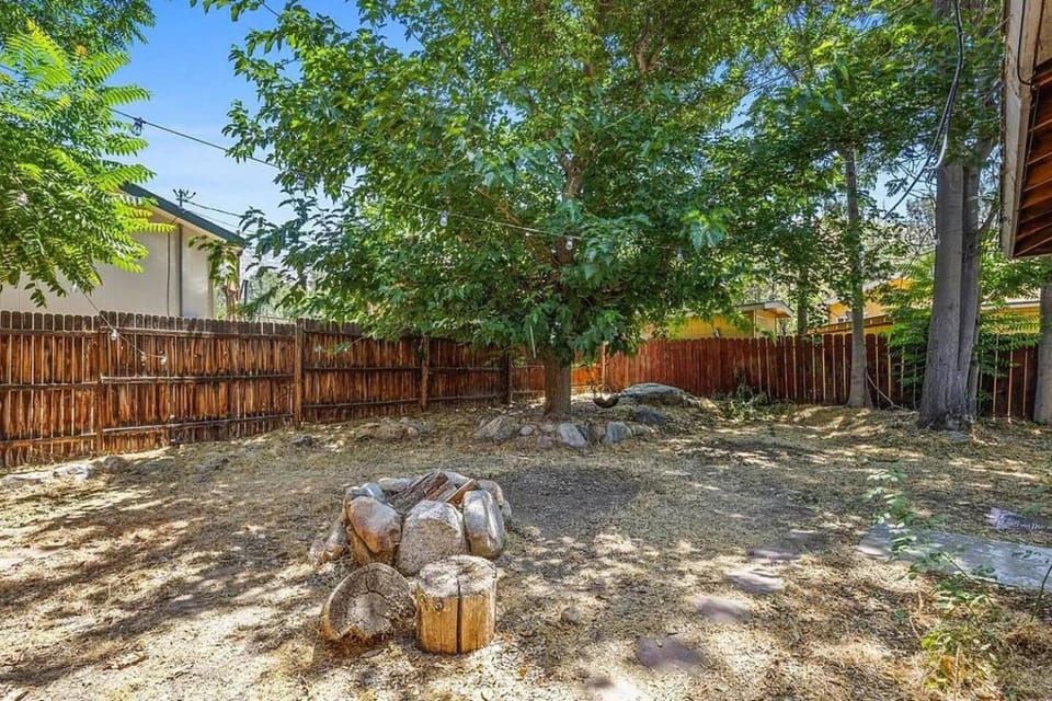 Riverkern Retreat Studio Bed and Breakfast in Kernville