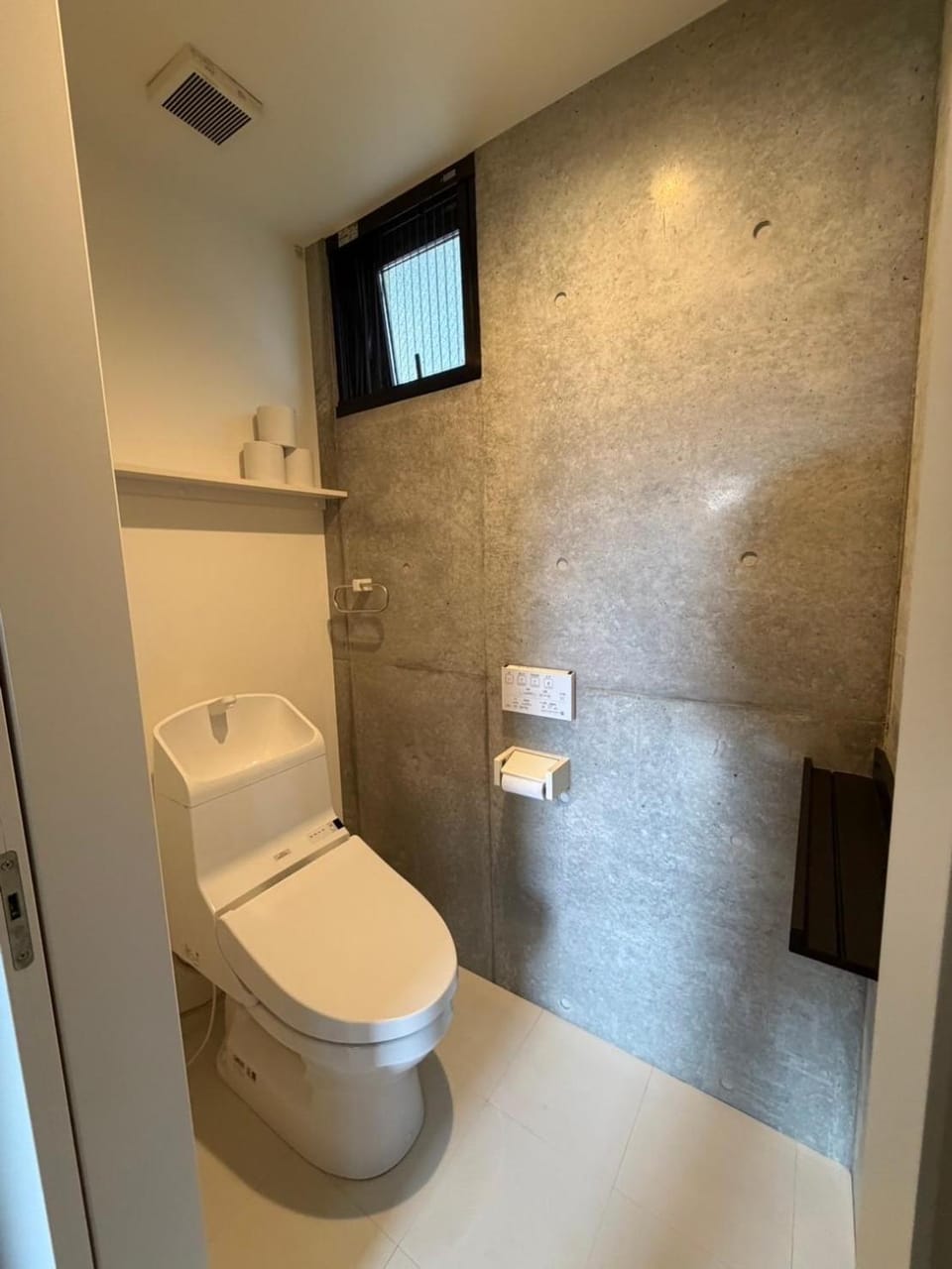 賀茂川テラス Apartment in Kyoto