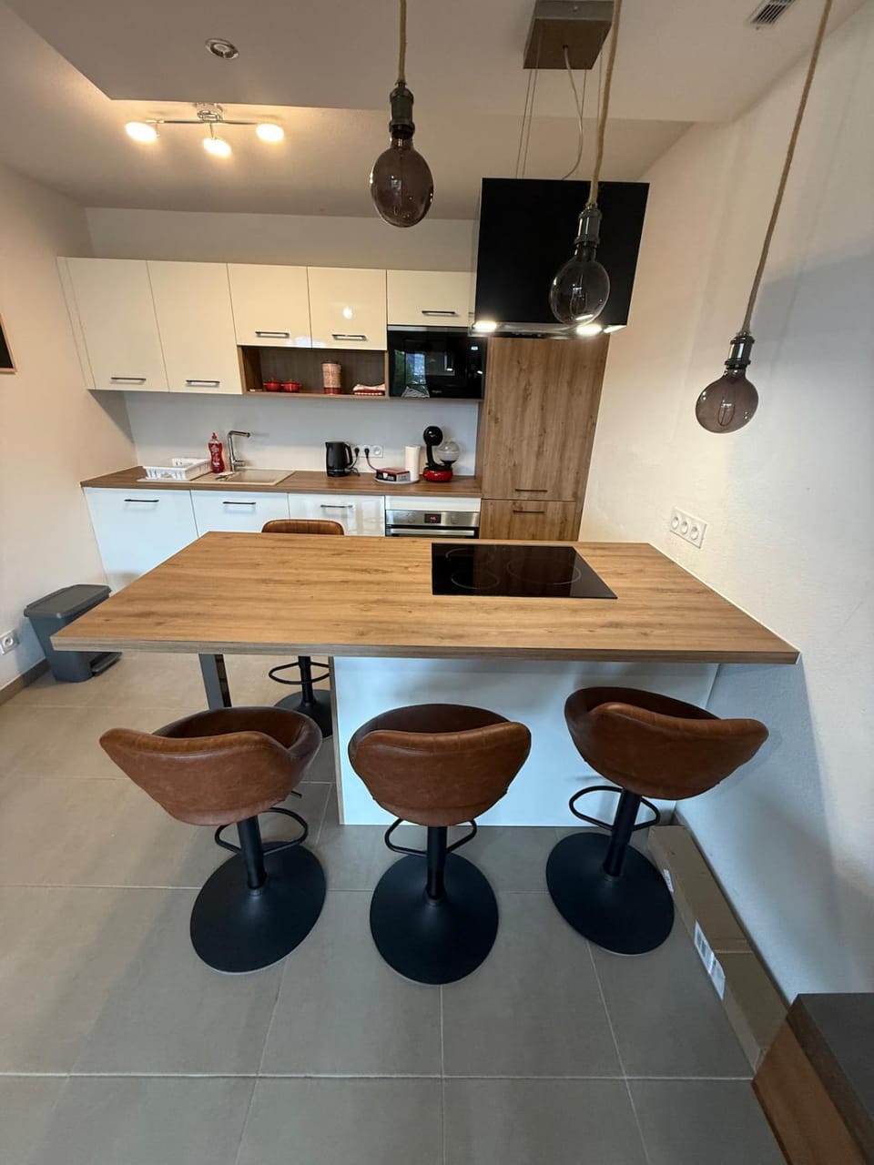 Cozy apartment with terrace Apartment in Vence