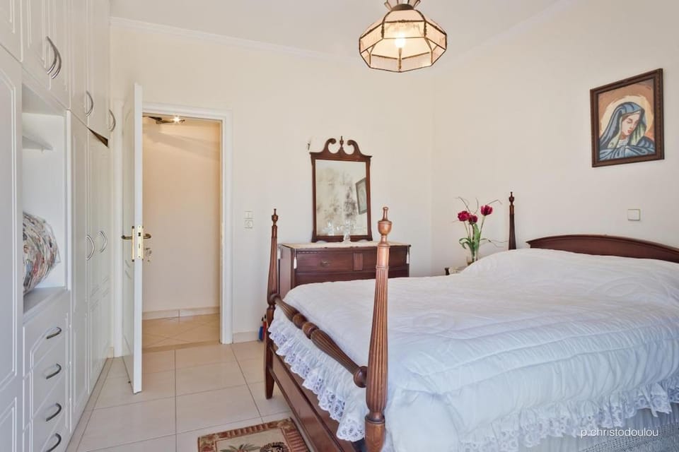 Minas' Sea View Apartment Apartment in Karpathos