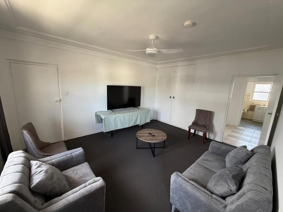Plug & Play - Nth Parramatta Apartment in Parramatta
