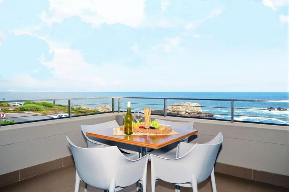 Balcony/Terrace, Food, Sea view