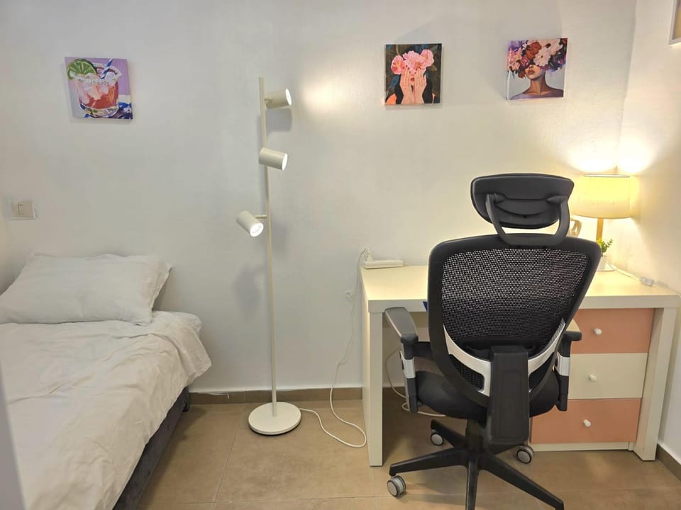 Your home in Pardes Hanna Apartment in Haifa District
