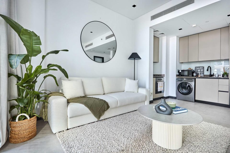 Kitchen or kitchenette, Living room, Seating area, stove