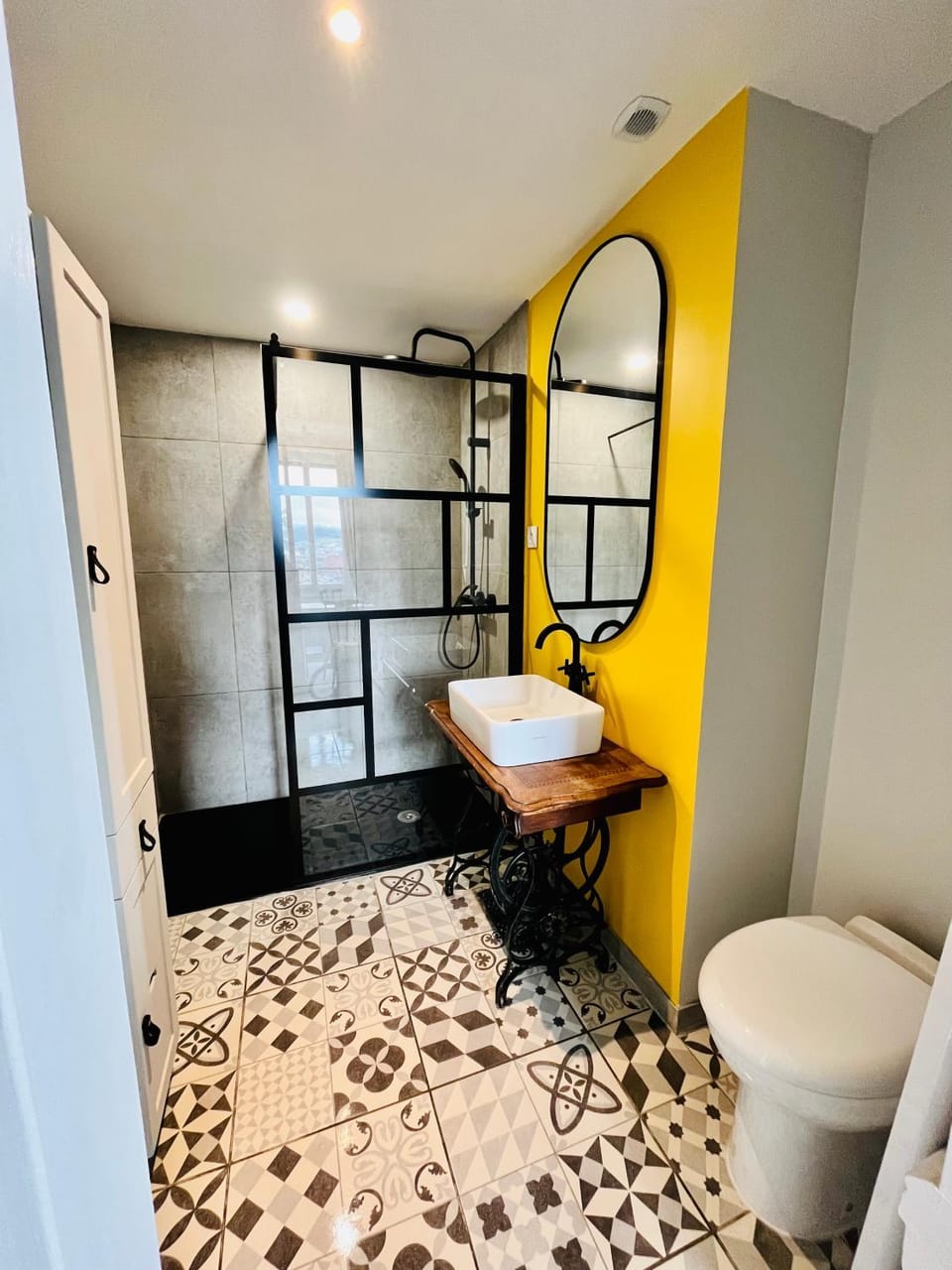 Maison bourgeoise & spa - 26 personnes Villa in Auvergne-Rhône-Alpes