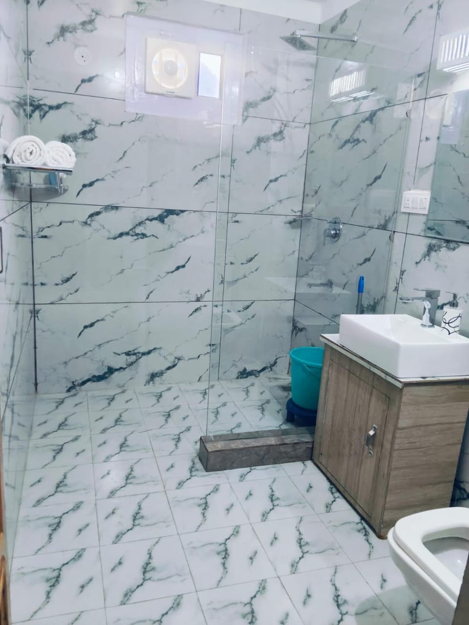 Shower, Bathroom