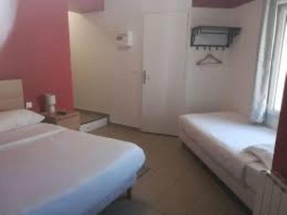 Hotel aristide Vauban Bed and Breakfast in Île-de-France