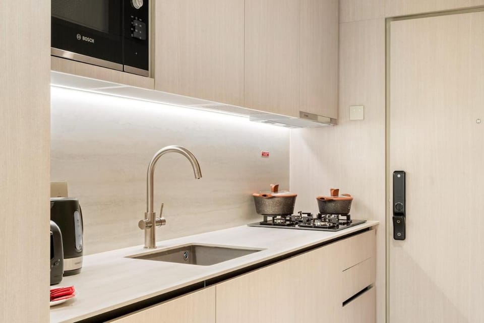 FIRST CLASS Studio Stylish Urban Nest Apartment in Dubai