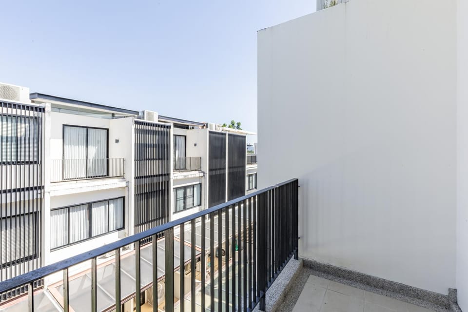 View (from property/room), Balcony/Terrace