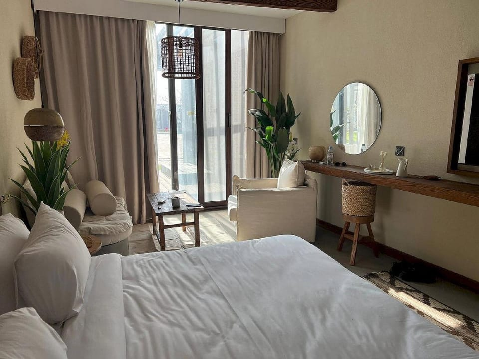 Living room, Bedroom