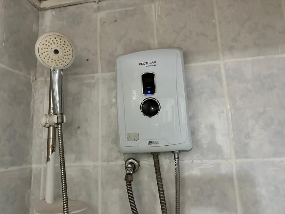 Shower, Bathroom, heating