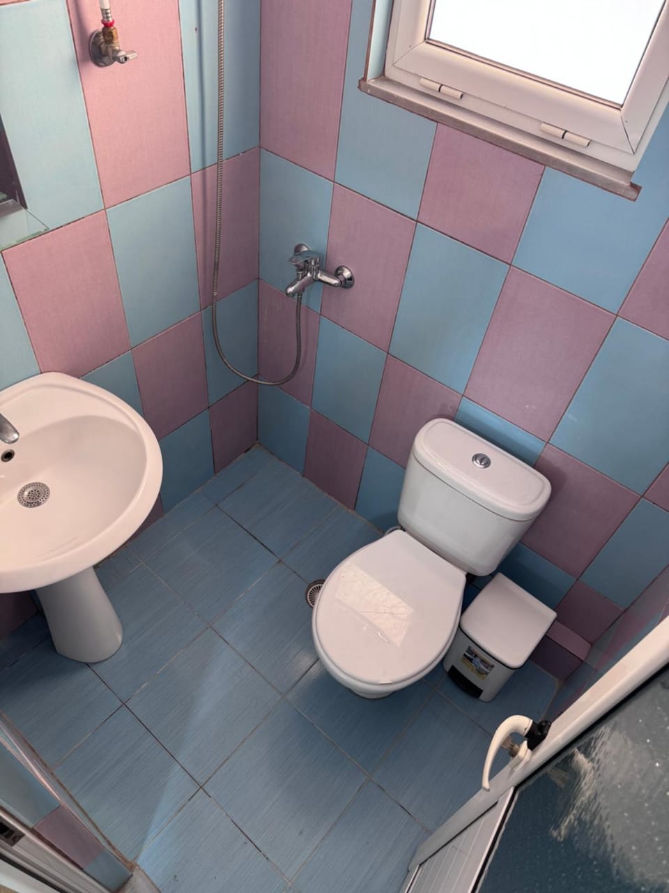 Shower, Toilet, Bathroom, bidet