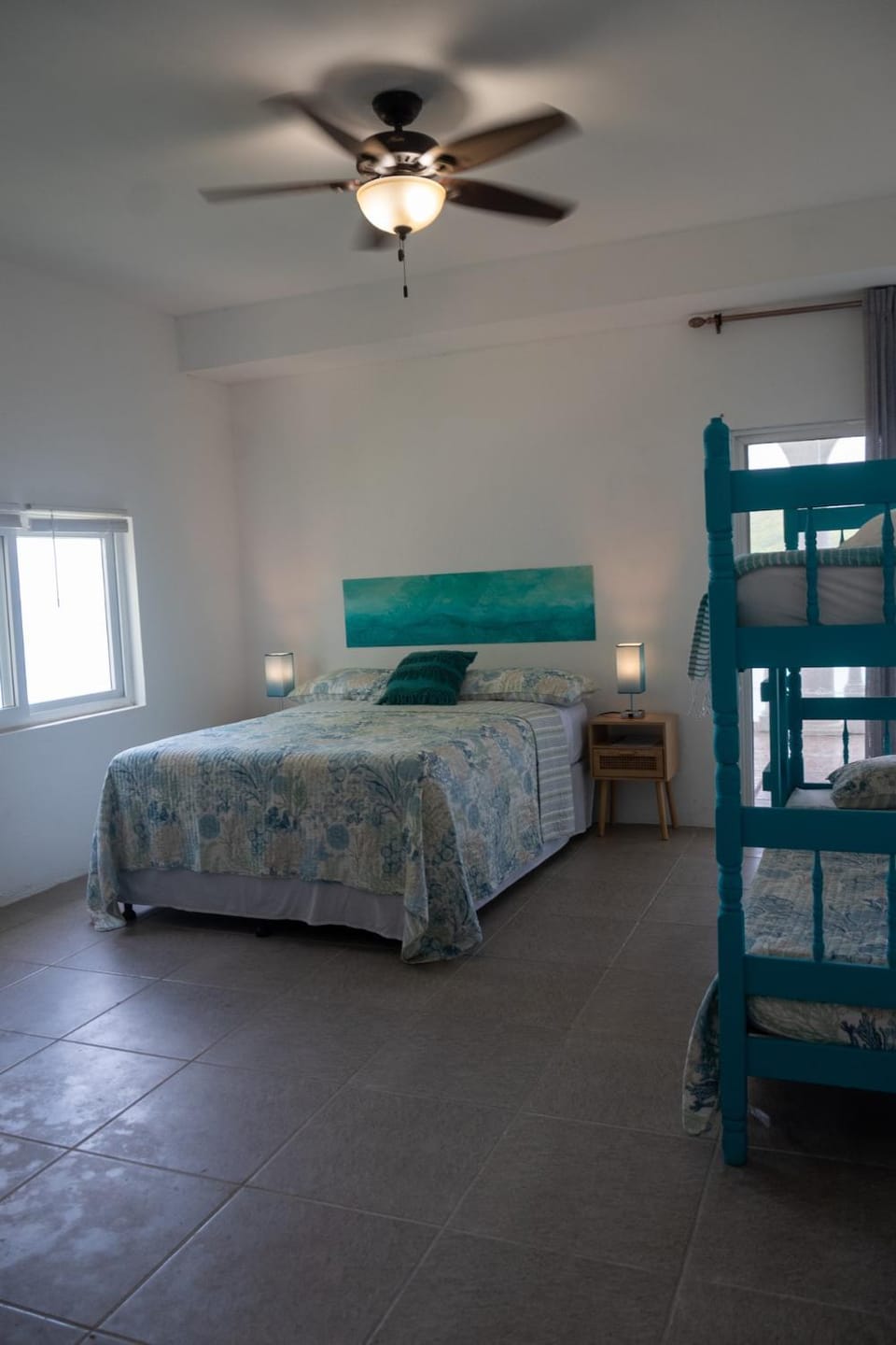 Pond Cay - Family Vacation Rental House in Guanaja