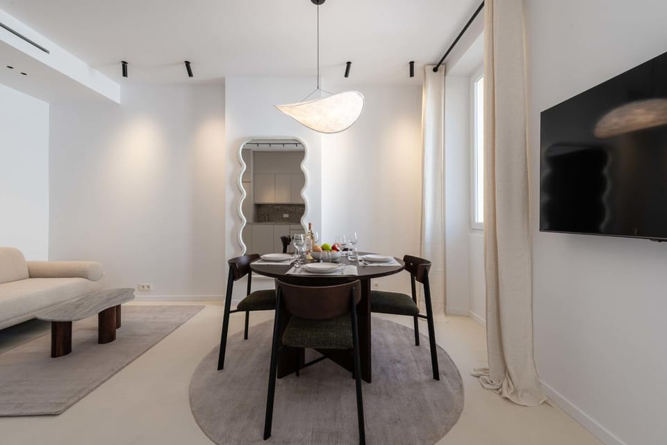 TV and multimedia, Dining area