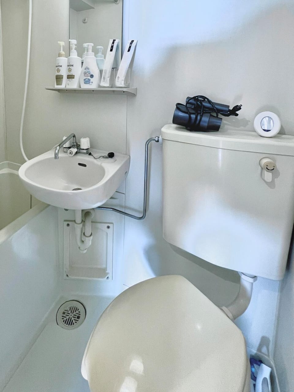Ikebukuro 501 Twin Room Apartment in Japan