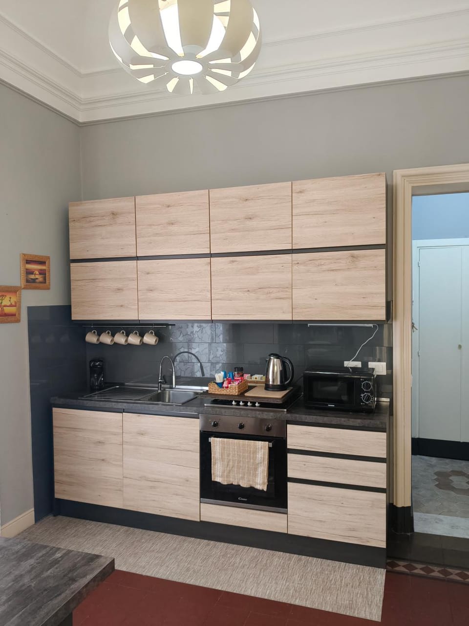 Kitchen or kitchenette