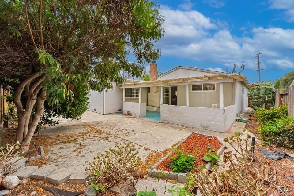 35674 - Newark Family-Friendly 4BR 3BA Retreat Villa in Fremont