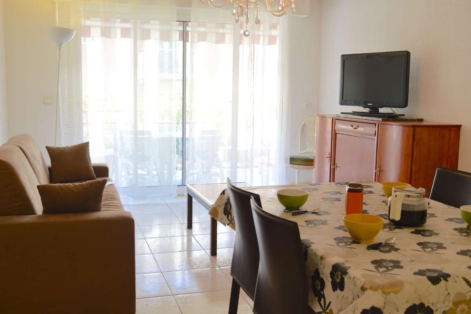 SR440-025 Appt 2 pièces 4 personnes SAINT RAPHAEL Apartment in Saint-Raphael