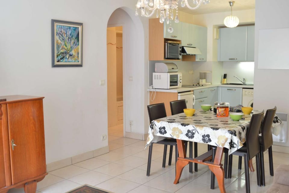 SR440-025 Appt 2 pièces 4 personnes SAINT RAPHAEL Apartment in Saint-Raphael