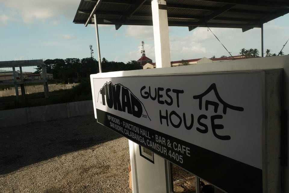 Tukad Guest House Hotel in Bicol