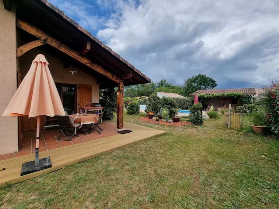 BBQ facilities, Garden, Garden, Garden view, Garden view, Pool view, Pool view, Swimming pool, furniture