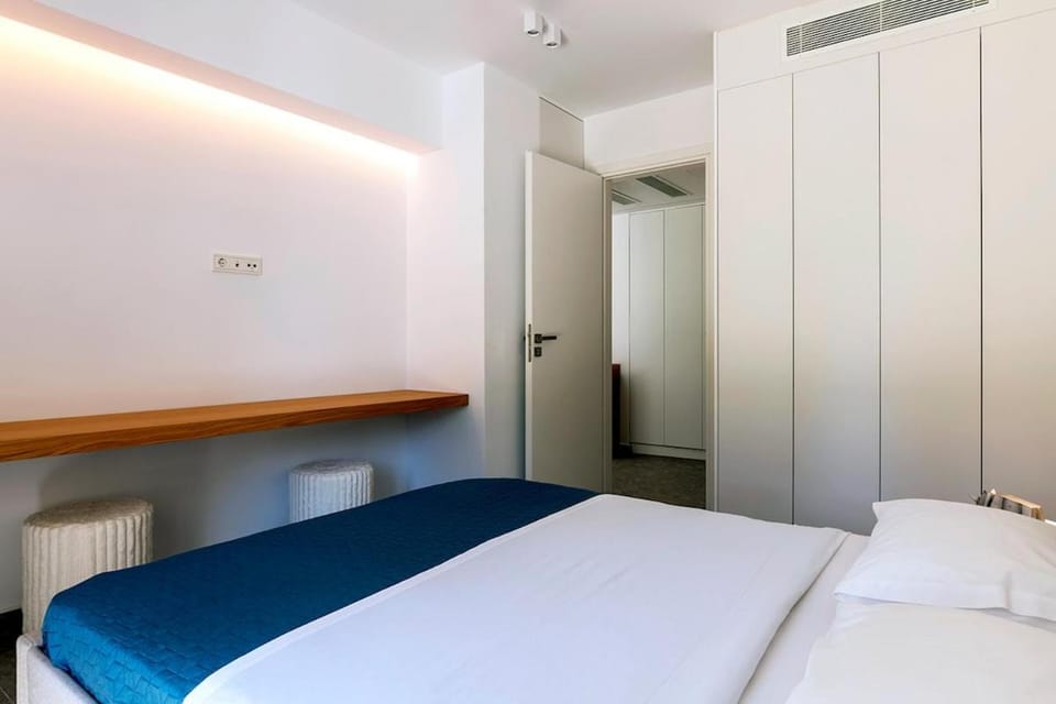 Boutique17 Luxury Apartment Ground Floοr Apartment in South Athens