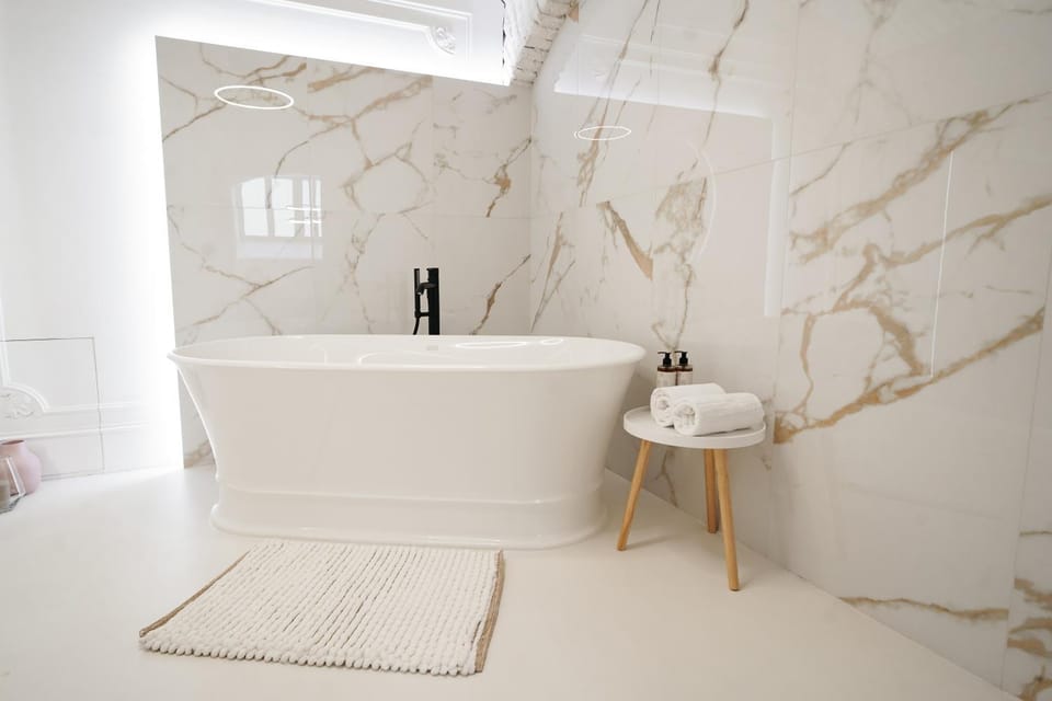 Vaulted Luxury Retreat Apartment in Prague