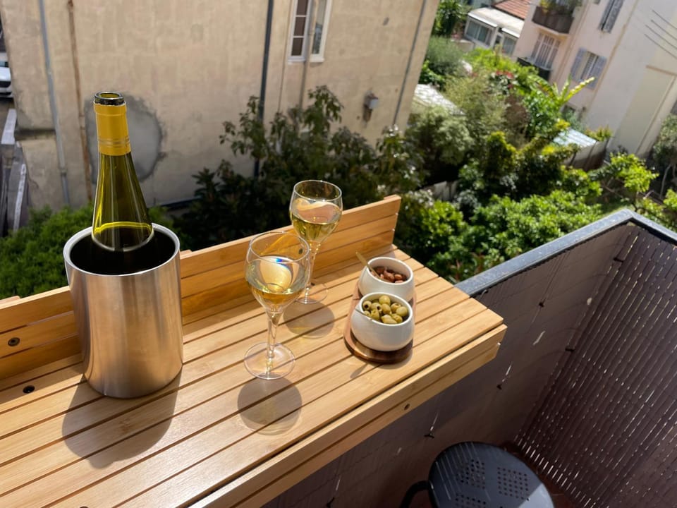 Balcony/Terrace, Garden view, Alcoholic drinks