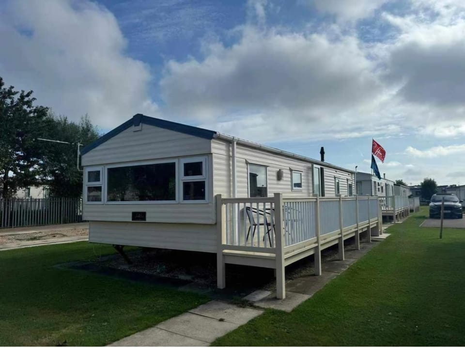 Golden Palm Resort SH216 Campground/ 
RV Resort in Chapel Saint Leonards