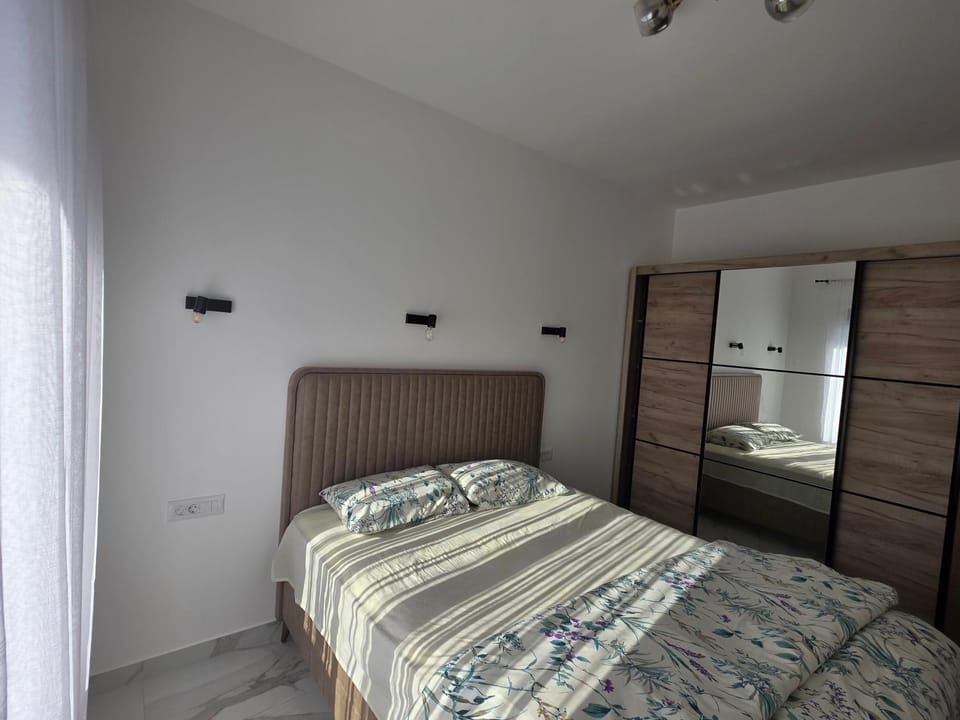 Bed, Bedroom, wardrobe